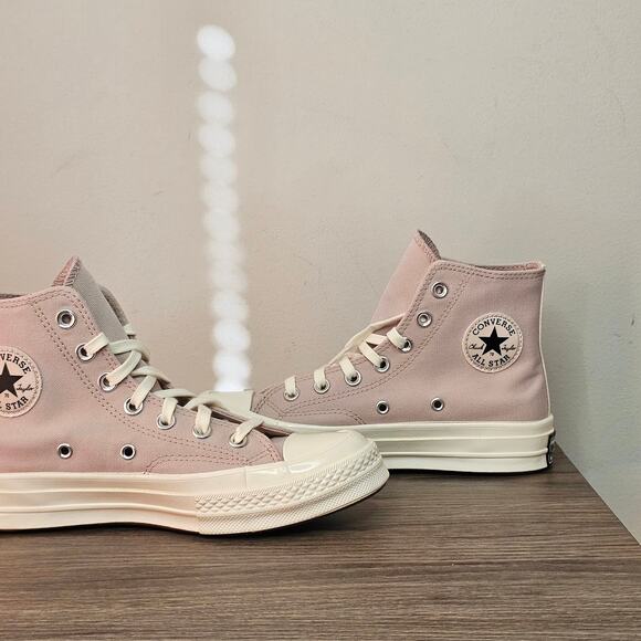 Converse Women's  Chuck 70 Pearls & Studs  Hi Tops  Size 9 Blush NWT - Picture 3 of 9